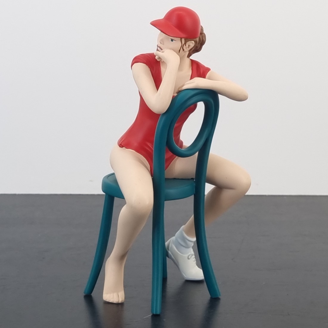 Milo Manara Mademoiselle statue _right front - Demons & Merveilles Milo Manara Mademoiselle statue _right front