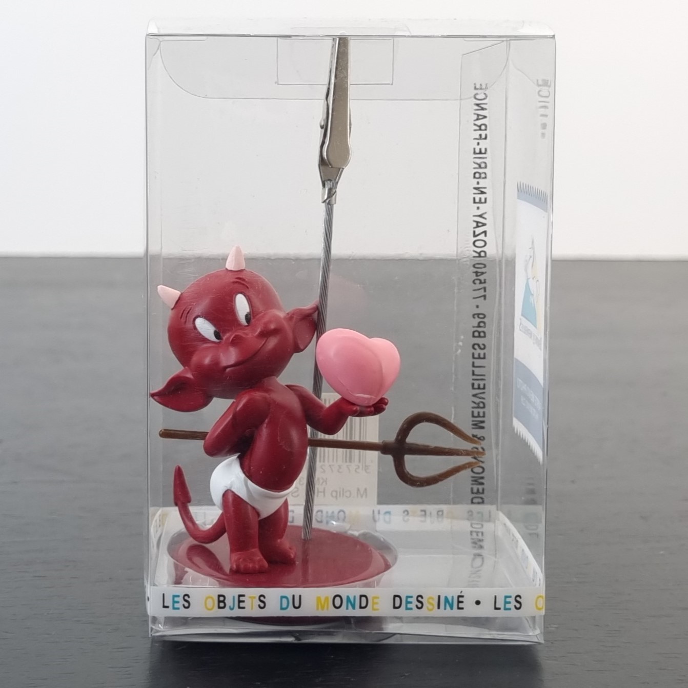 Hot Stuff memo holder - Holding a heart - Demons & Merveilles Hot Stuff memo holder - Holding a heart