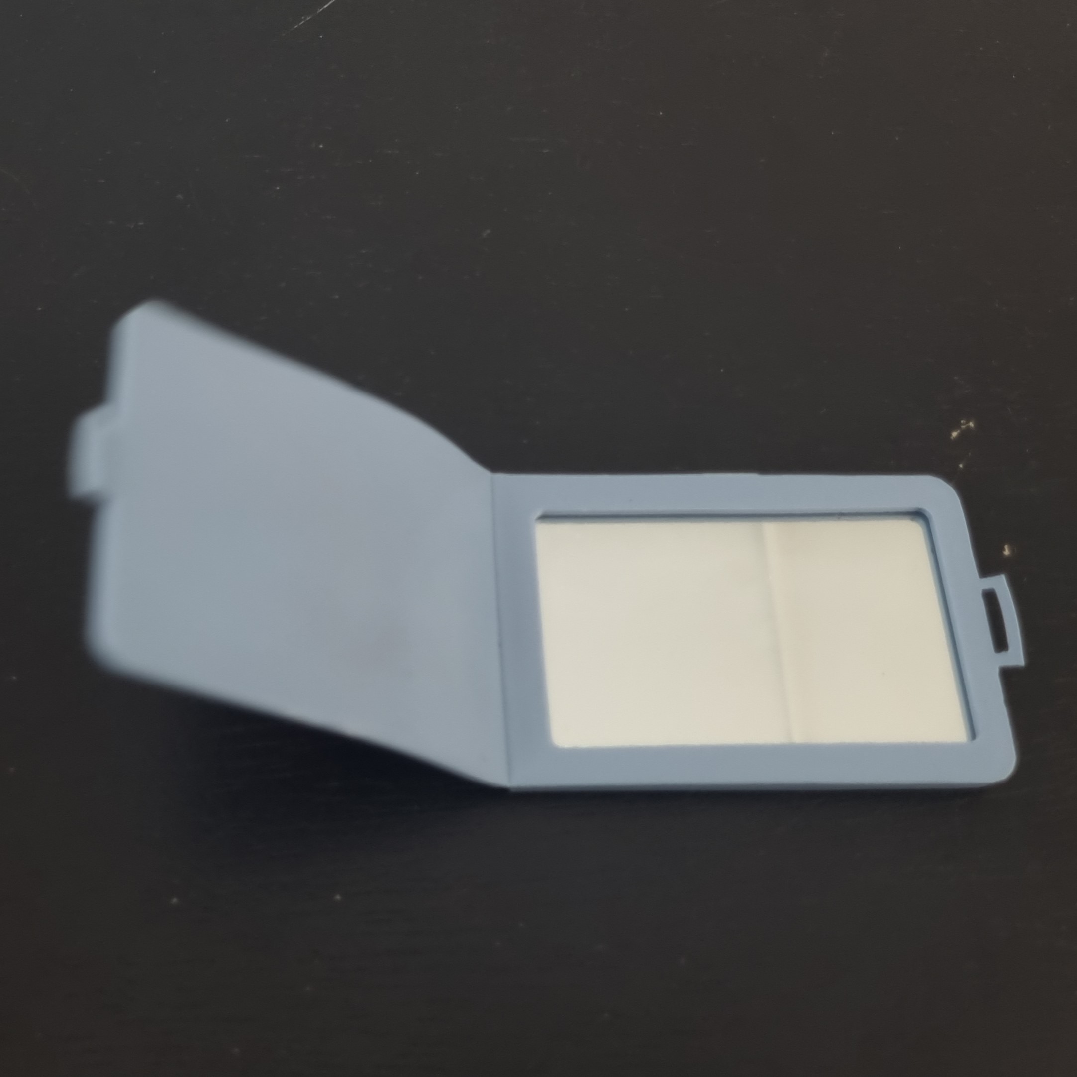 Hot Stuff Pocket Mirror - GH06 _open