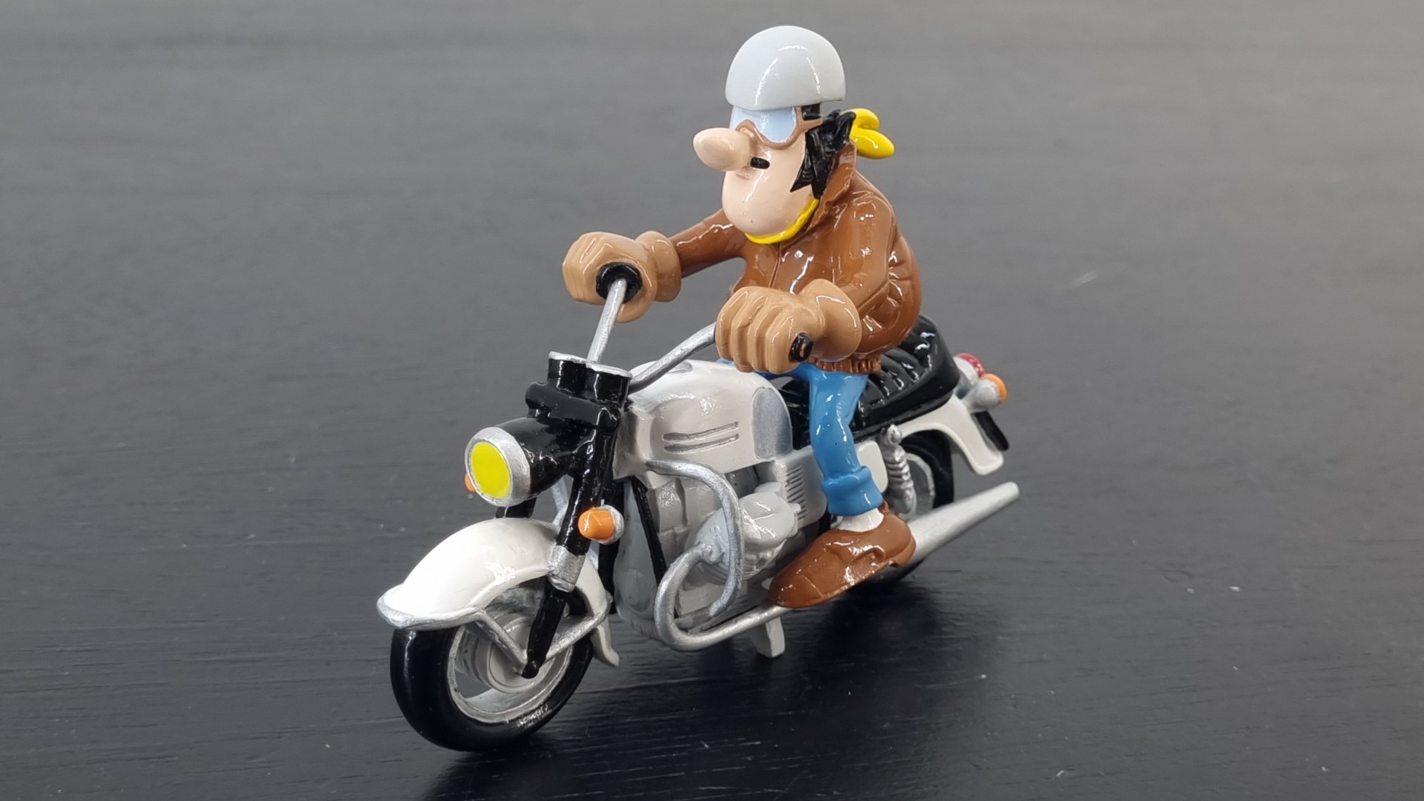 Joe Bar figurine – Moto Guzzi V7 750 de 1969 -