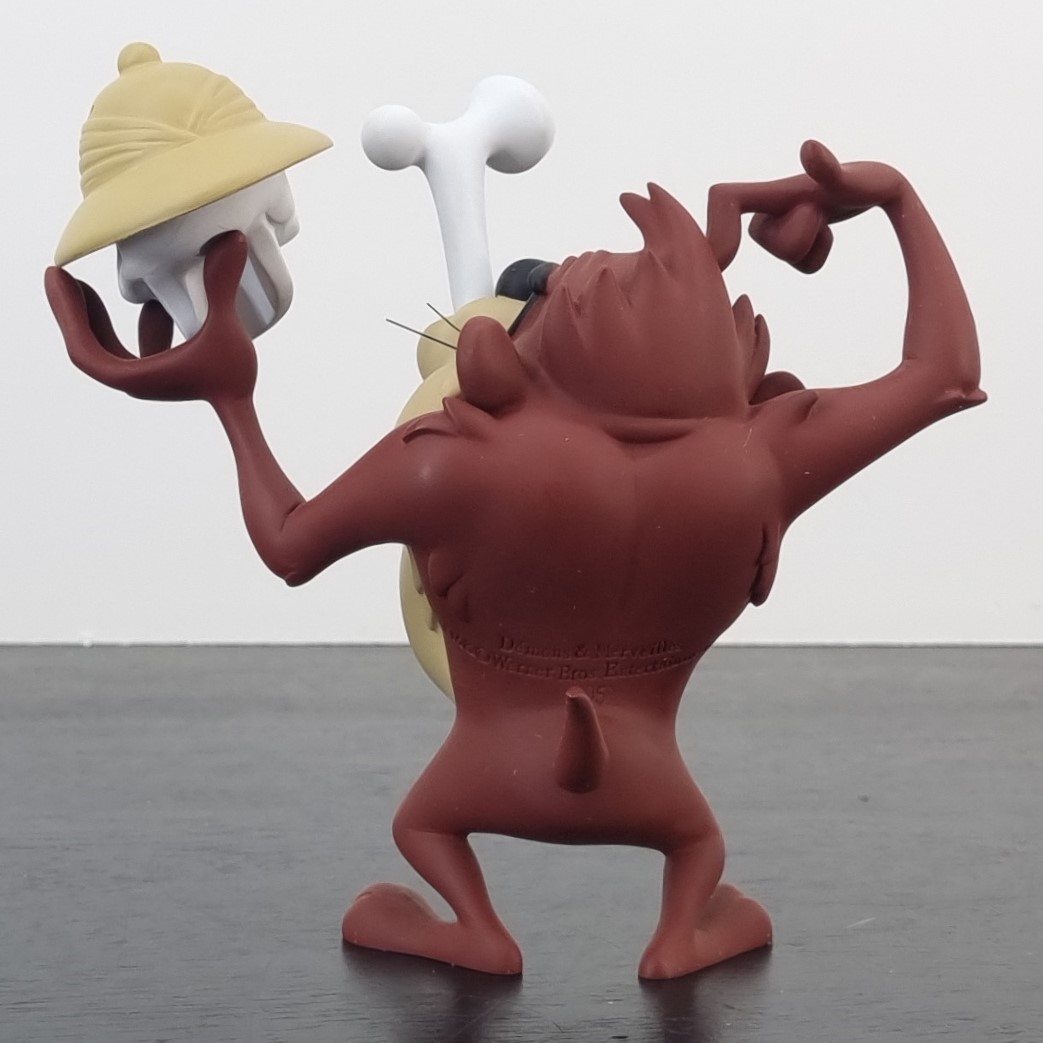 Tasmanian Devil to eat or not to eat figurine _back - Demons & Merveilles Tasmanian Devil to eat or not to eat figurine _back