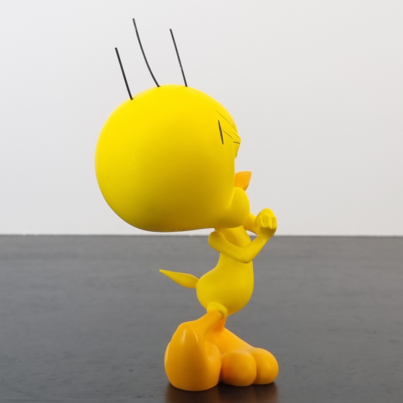 Tweety Bird figurine _right - Demons & Merveilles Tweety Bird figurine _right