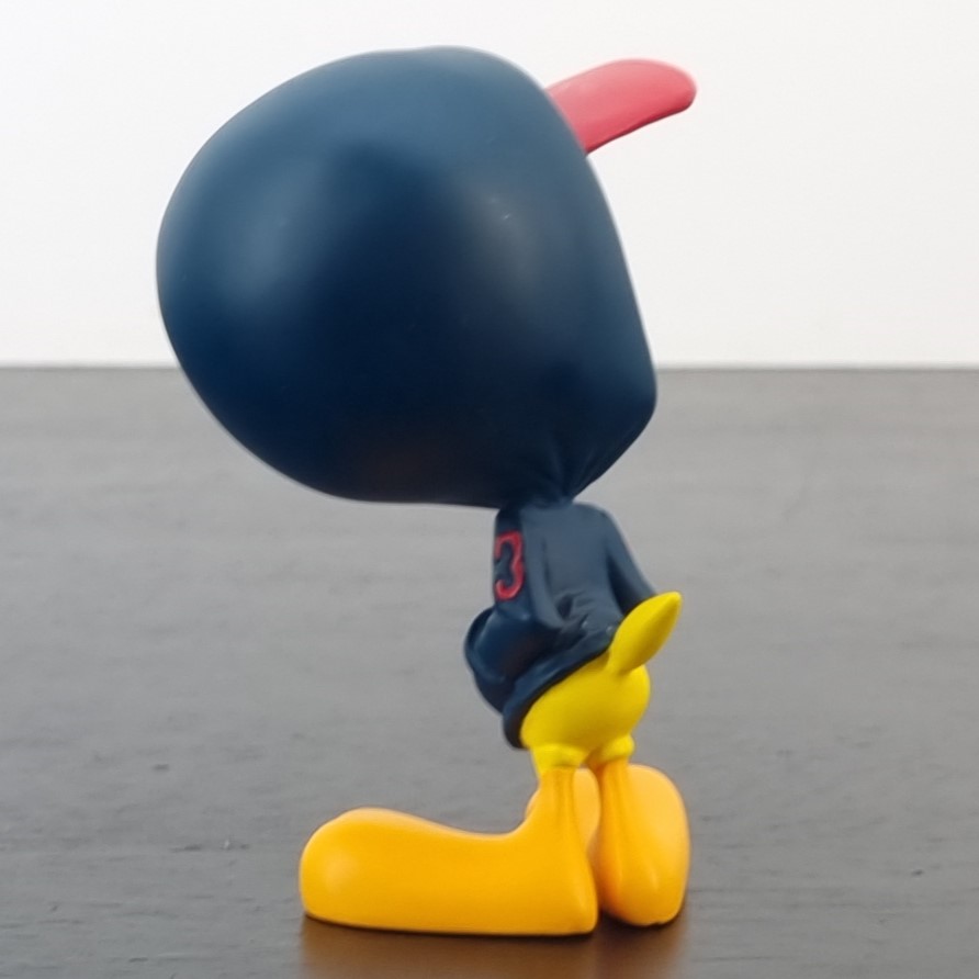 Tweety Bird with hoody figurine _left back - Demons & Merveilles Tweety Bird with hoody figurine _left back